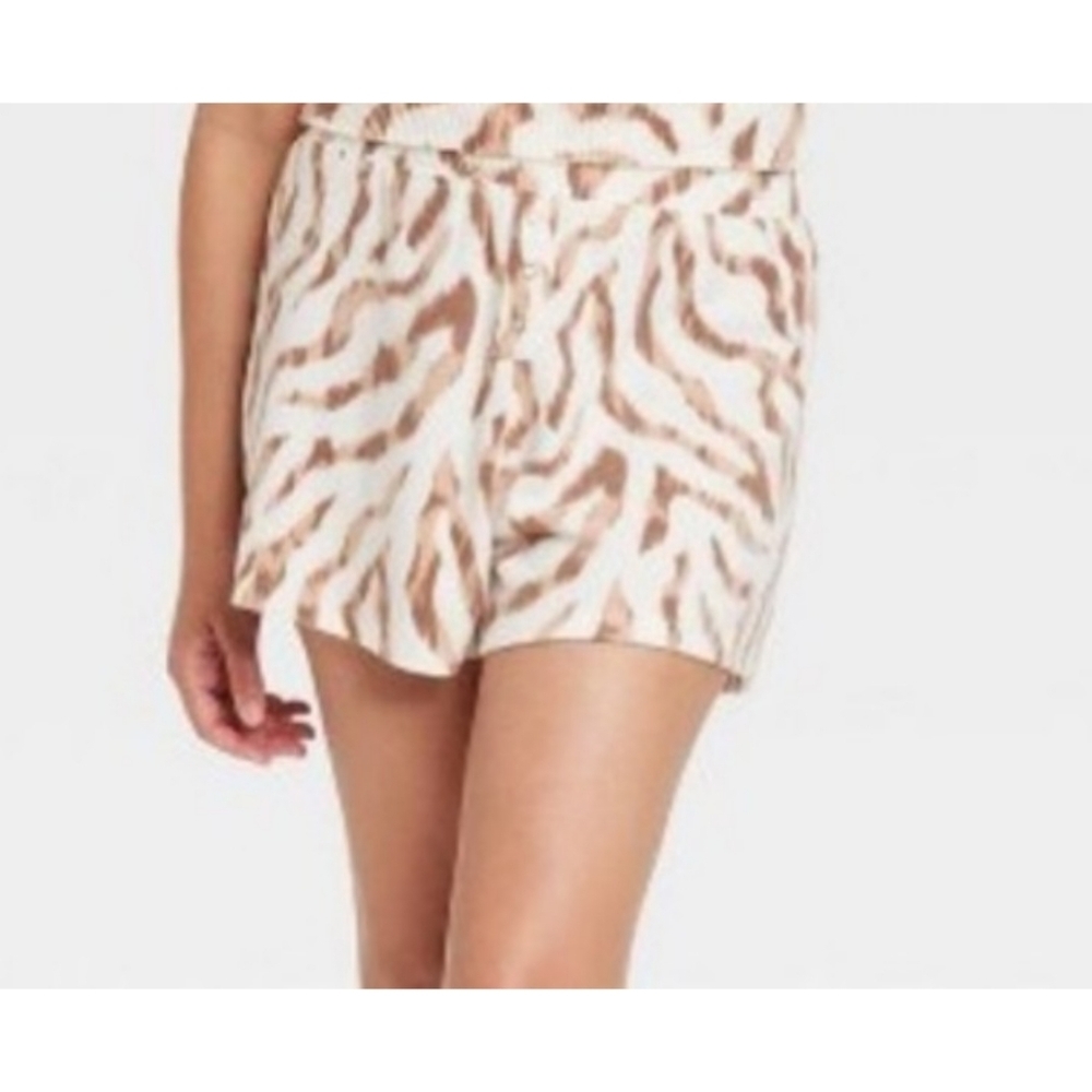 Colsie Zebra Print Pull on Sleep shorts Cream & Brown Size XS